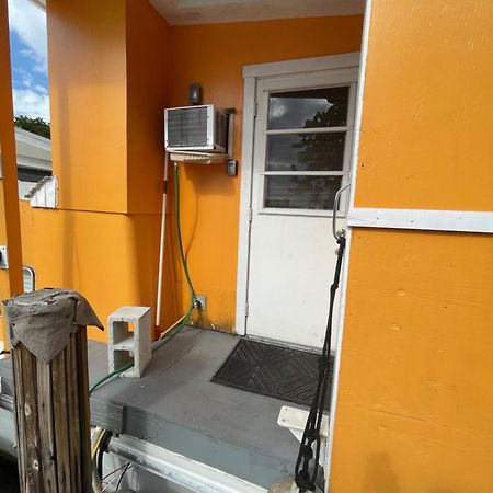 Updated Houseboat On The River! Fort Lauderdale Exterior foto